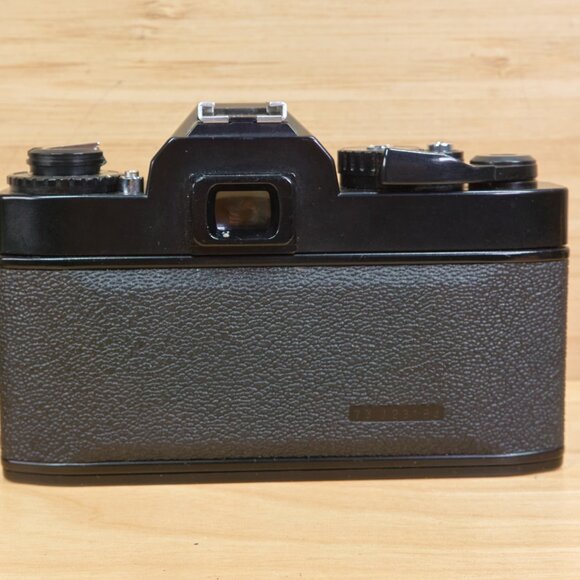Ricoh KR-5 Super Film Camera / 35mm SLR / Rikenon 50mm f/2 Lens / Made in Japan - Picture 5 of 8